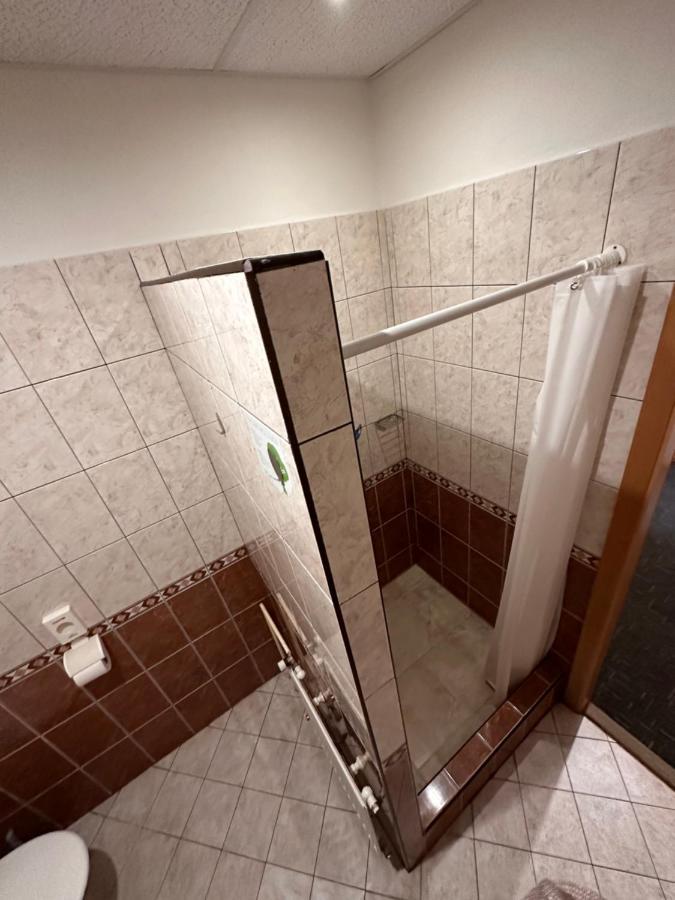 Penzion Michaela Vyhne Exteriér fotografie